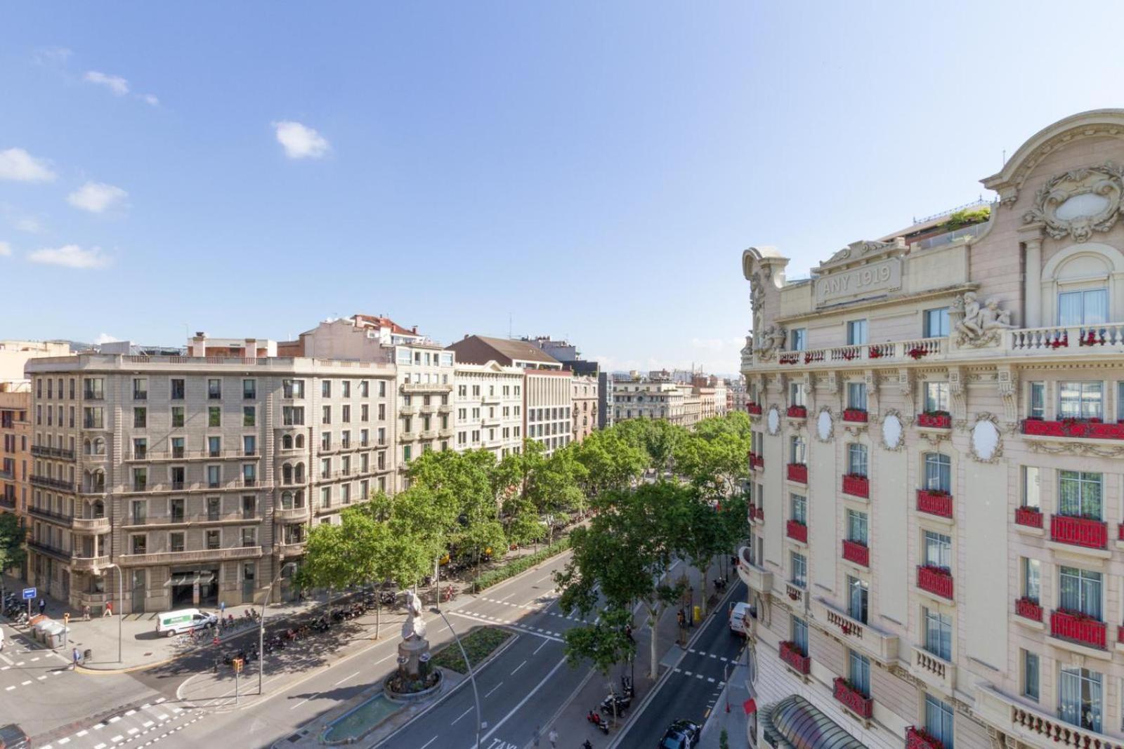 Fisa Rentals Gran Via Apartments — Photos 2